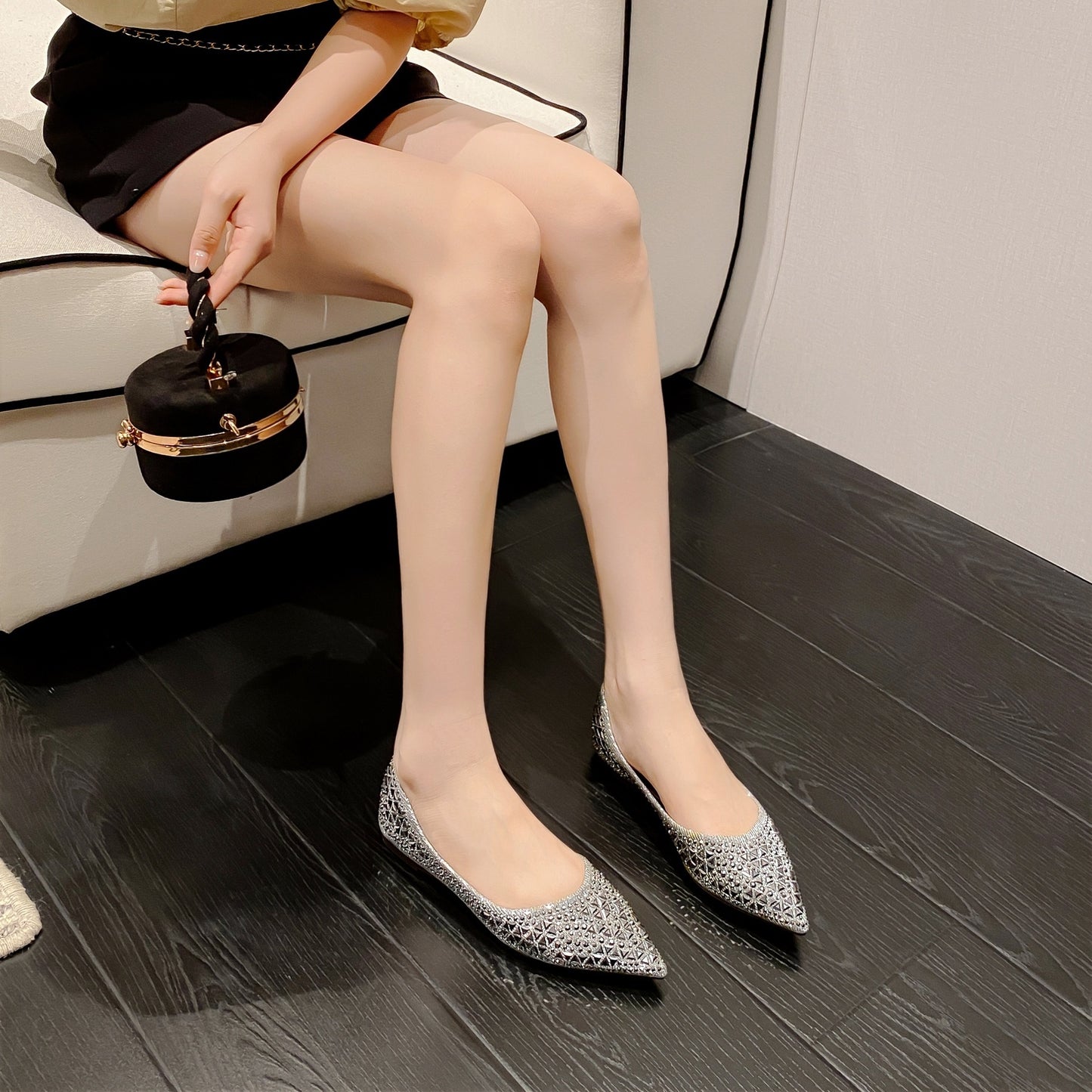 Women's Rhinestone Decor Flat Low Top Sneakers CD434