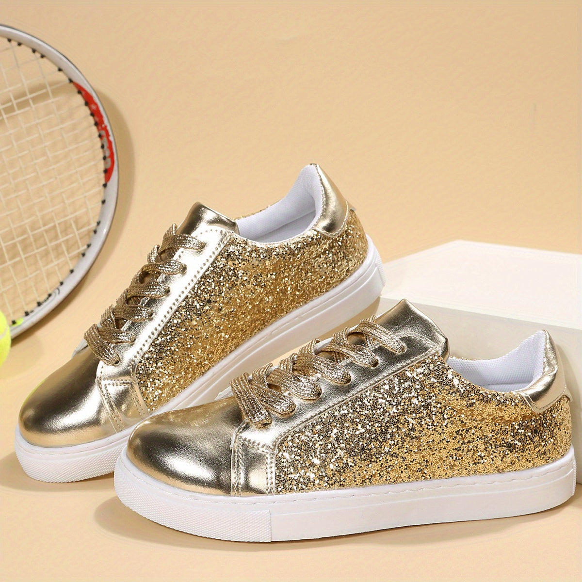 Women's Glitter Flat Lace Up Low Top Sneakers CD412