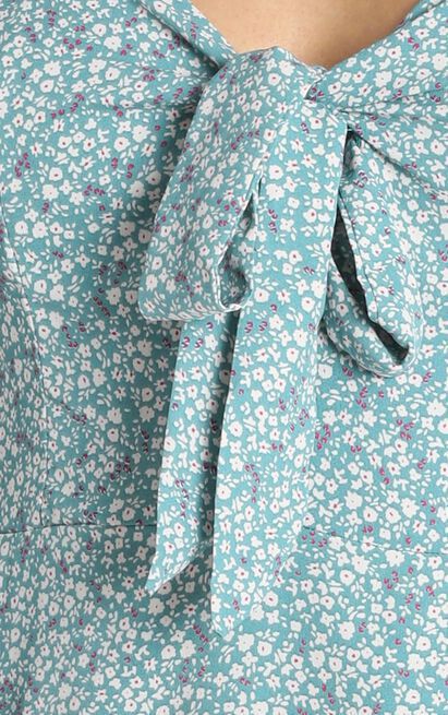 Floral V-neck Bow Long Sleeve High-rise Dress CD348