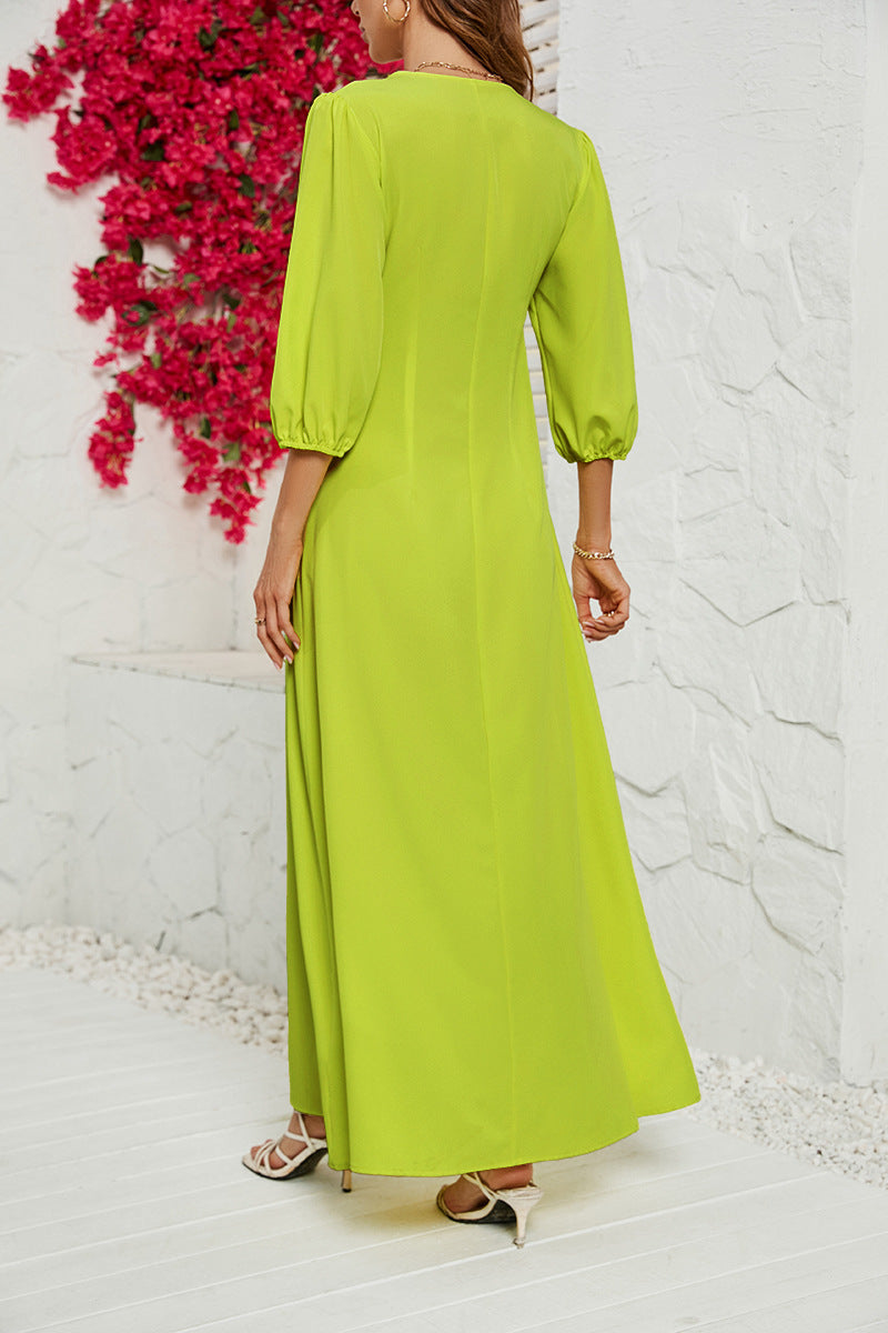 Women's V-neck Buttoned Five-sleeve Dress CD543