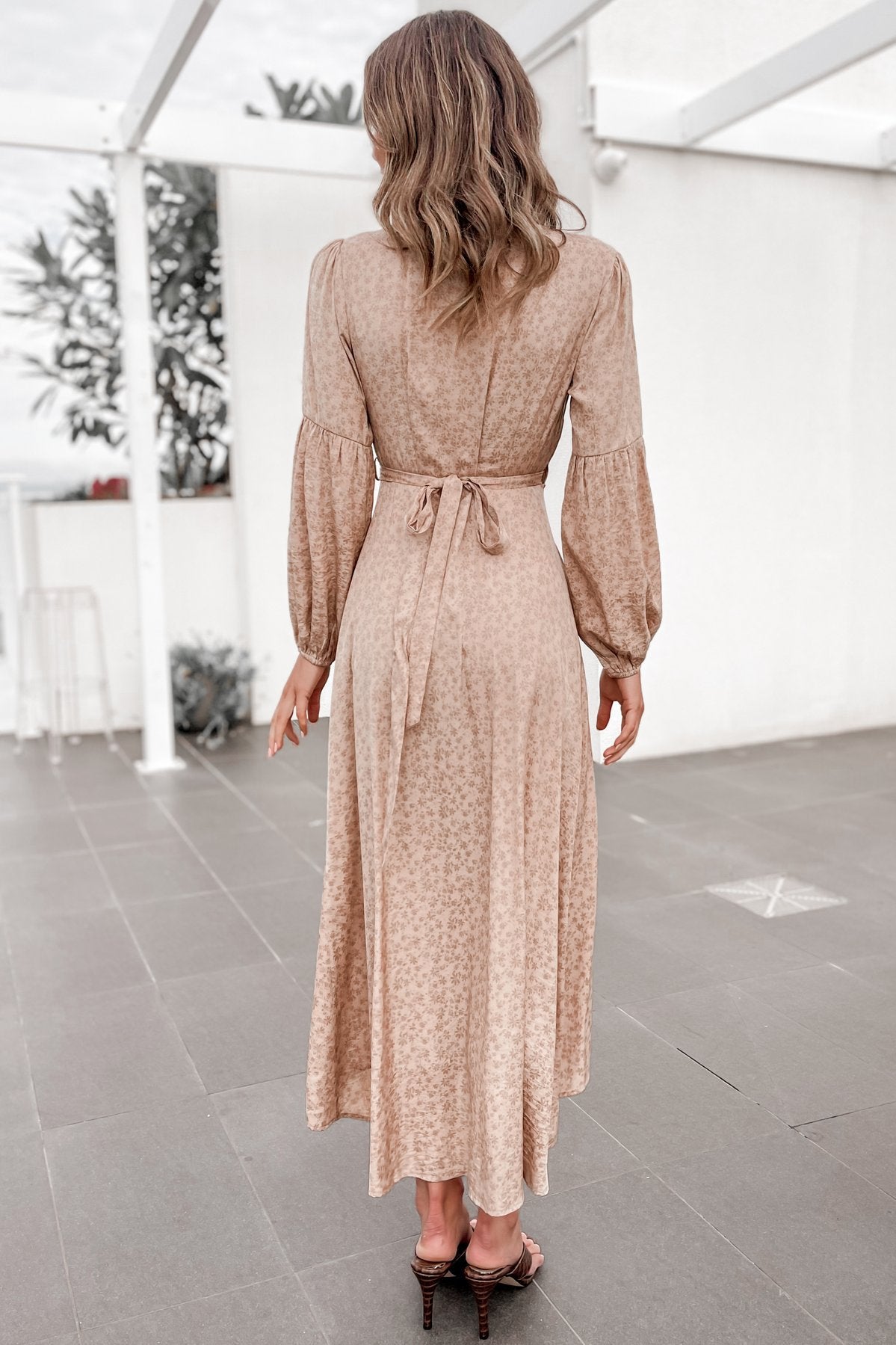 Printed Long Sleeved Pleated V-neck Large Swing Dress CD296