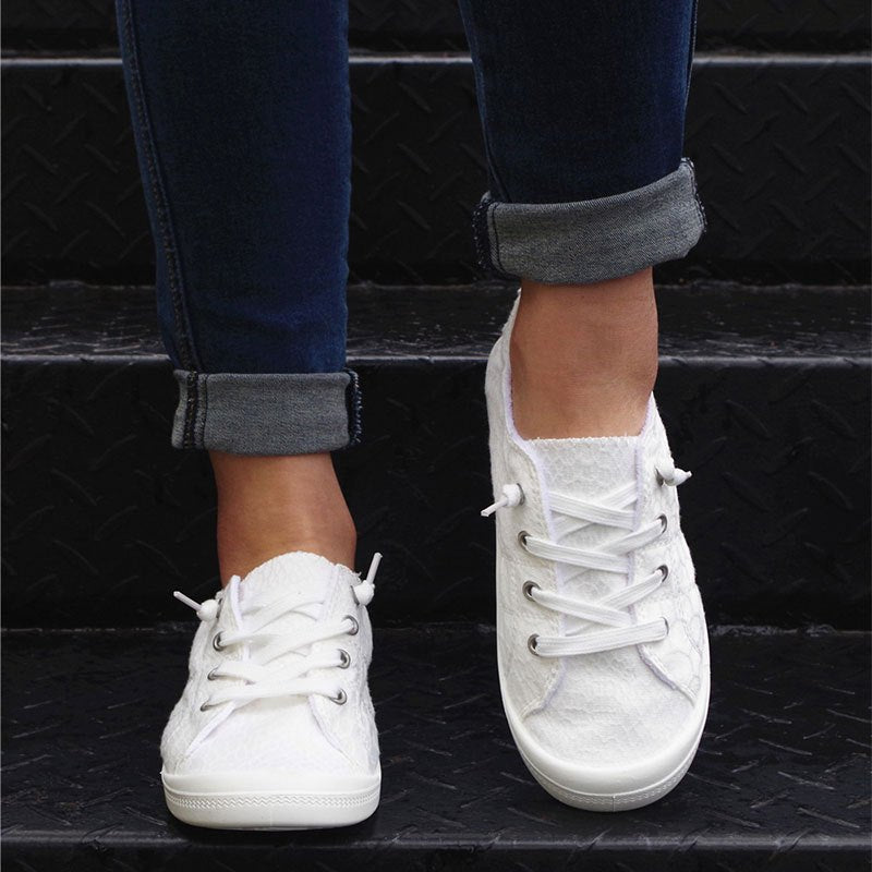Women's Casual Lace Up Low Top Flat Sneakers White CD431