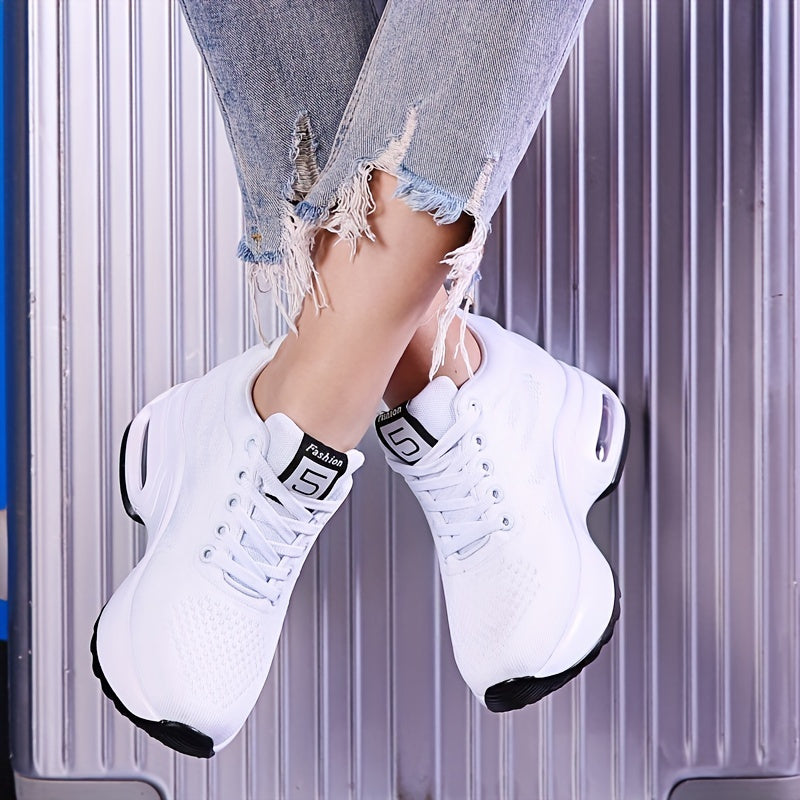 Women's Mesh Platform Low Top Lace Up Sneakers CD430