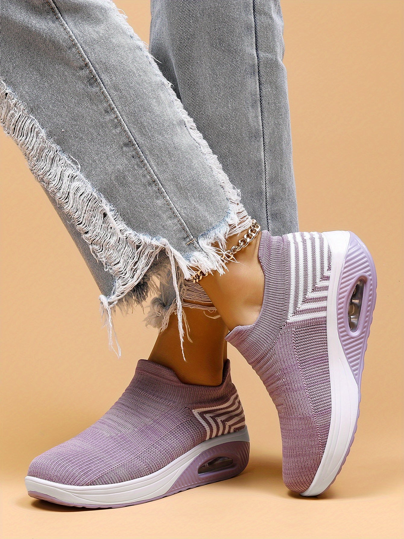 Women's Air Cushion Breathable Low Top Slip On Sneakers CD414