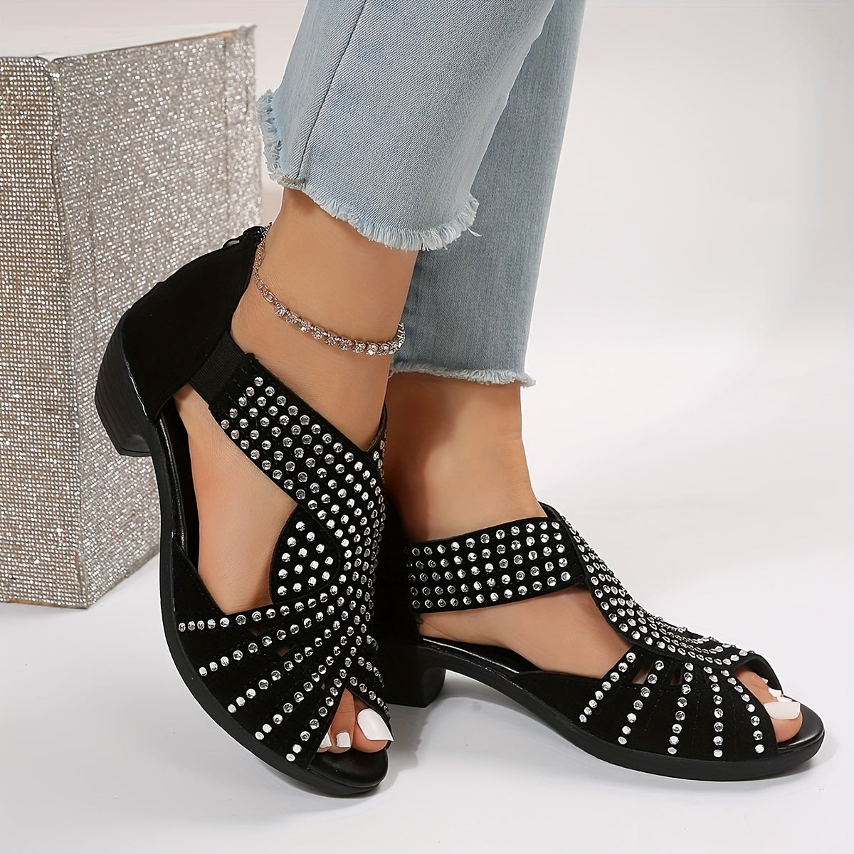 Rhinestone Decor Peep Toe Cross Strap Outdoor Sandals CD432