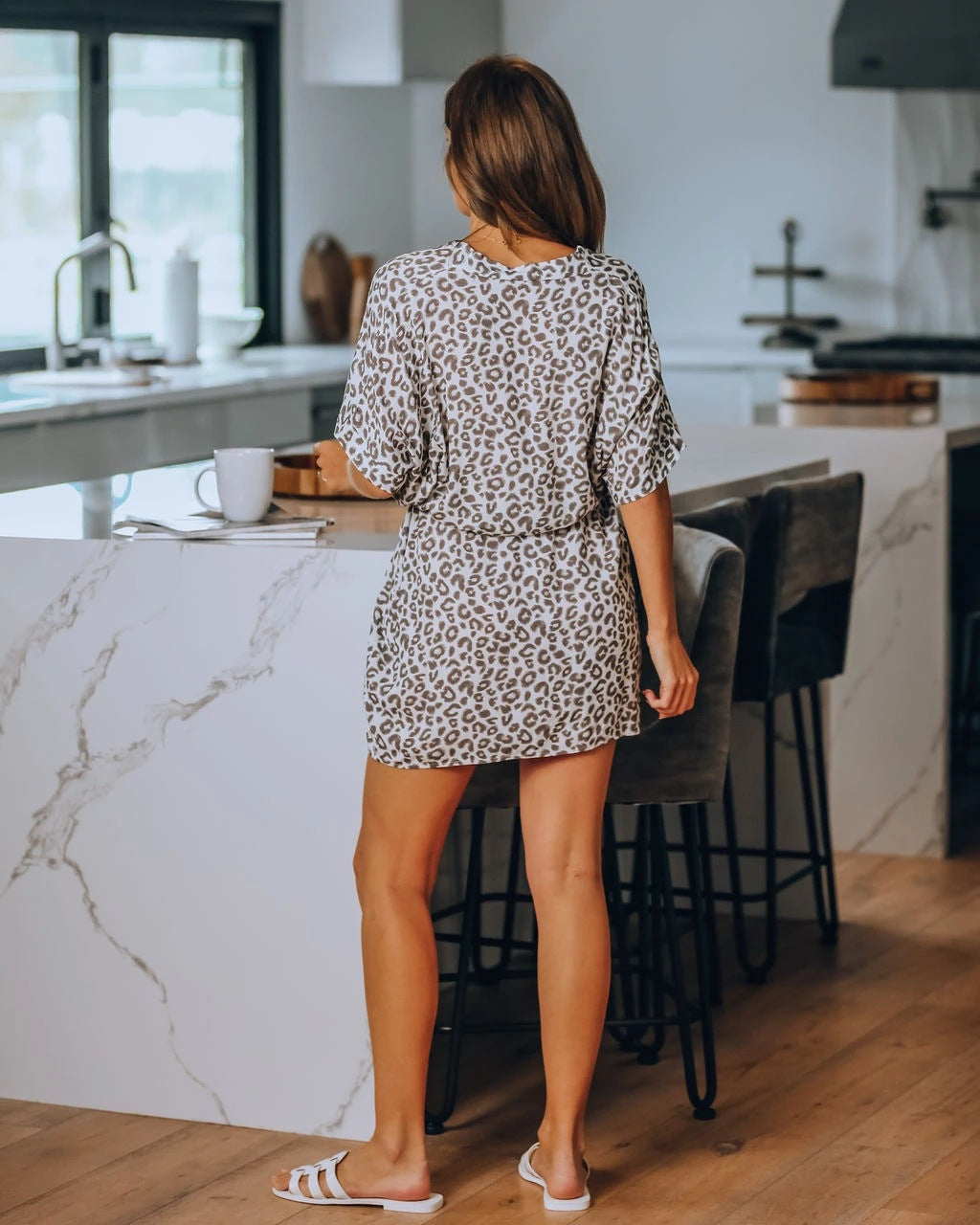 Leopard Print Round Neck Short Sleeved Loose Fitting Dress CD353