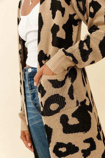 LONGLINE POCKET KNIT CARDIGAN ANIMAL PRINT BROWN